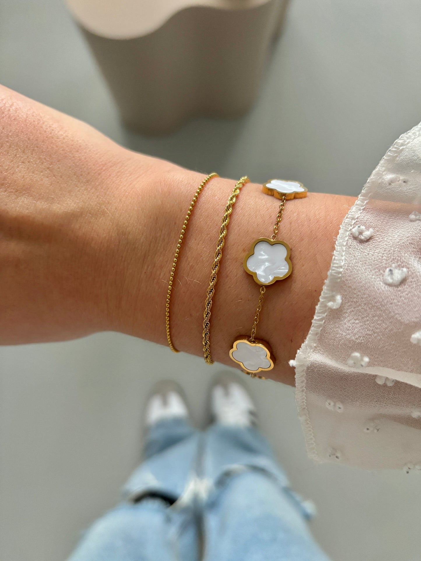 Armband White Flowers