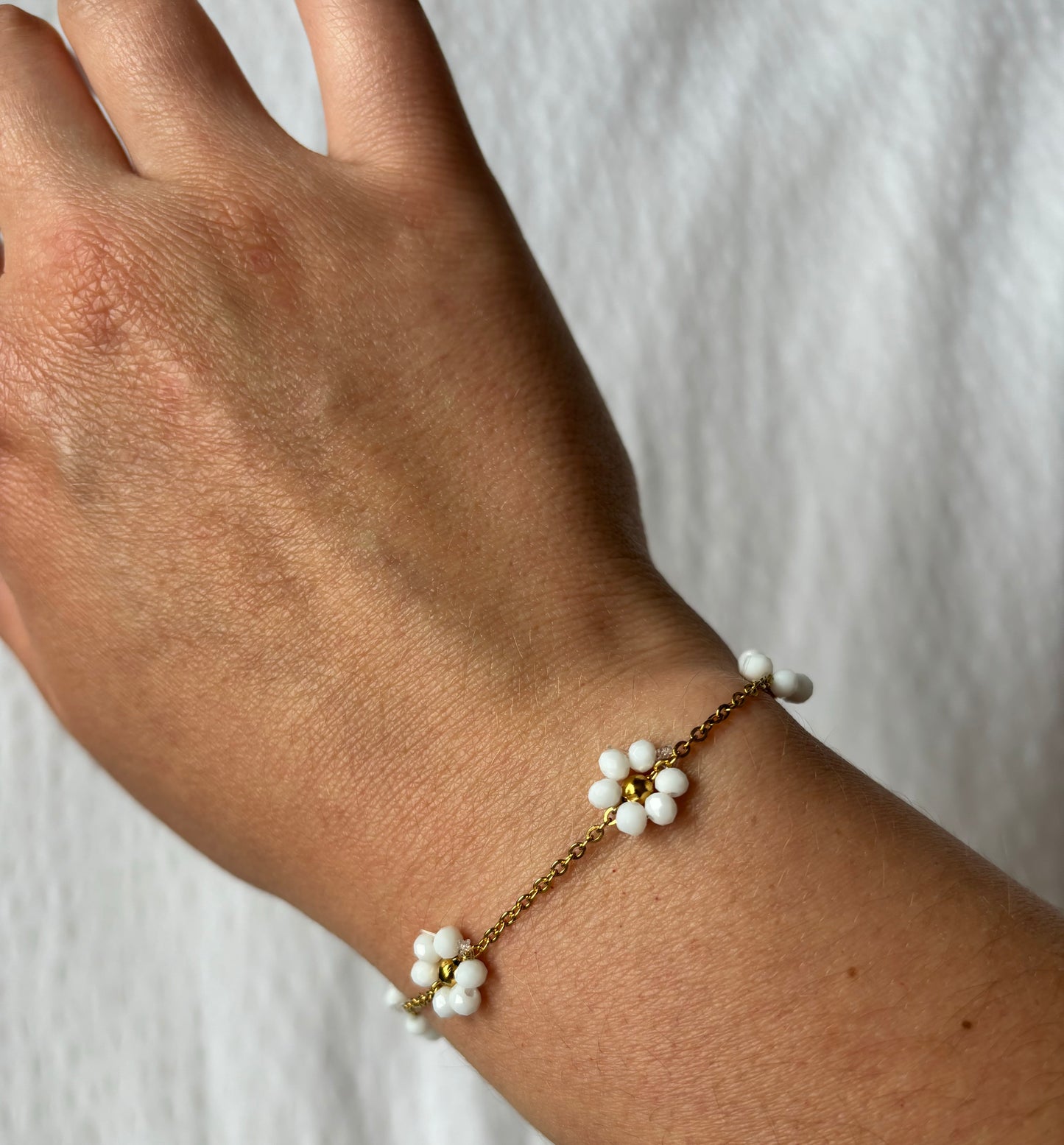 Armband Cute White Flowers