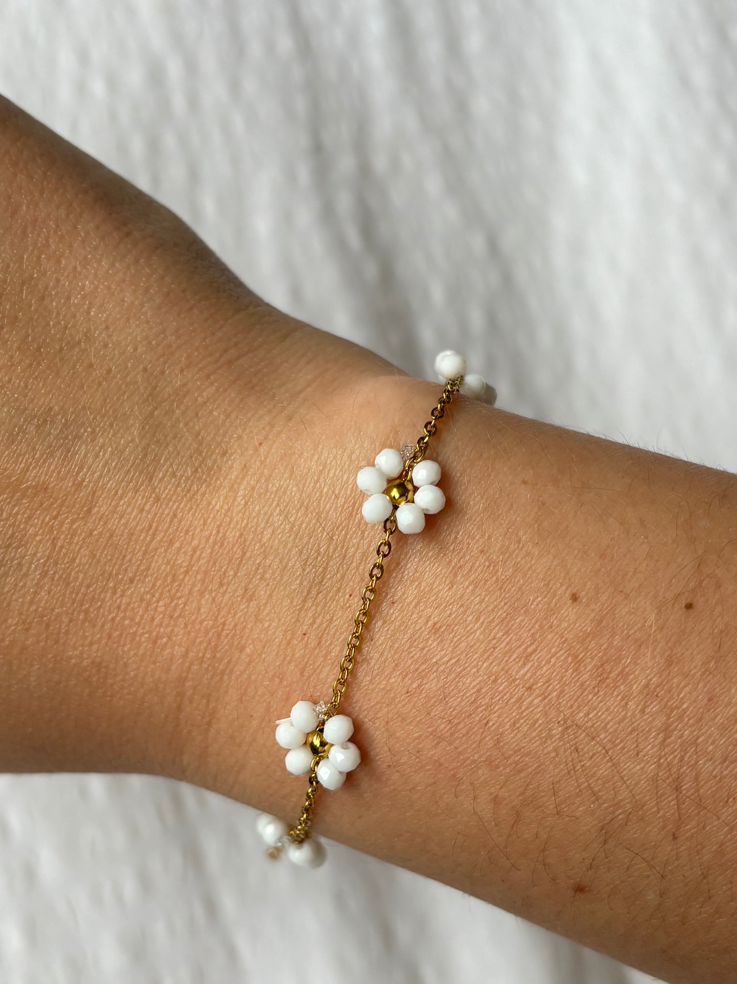 Armband Cute White Flowers